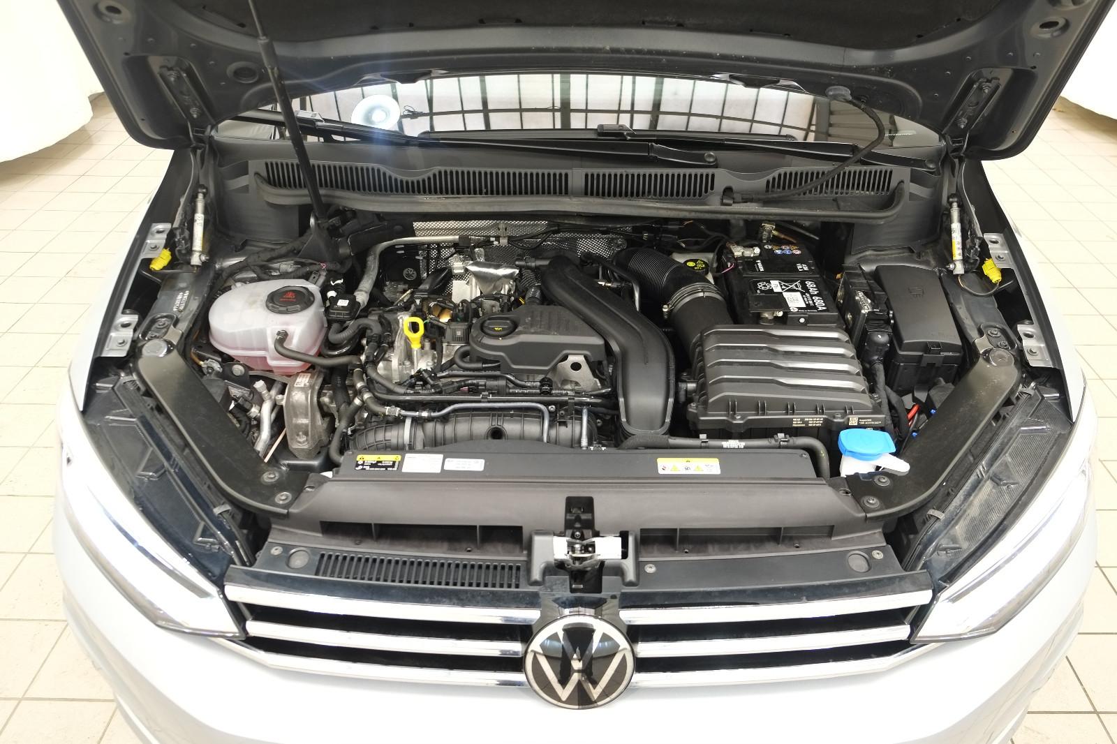 Volkswagen Touran Comfortline 1,5 AHK,Panoram,Standh,Matrix