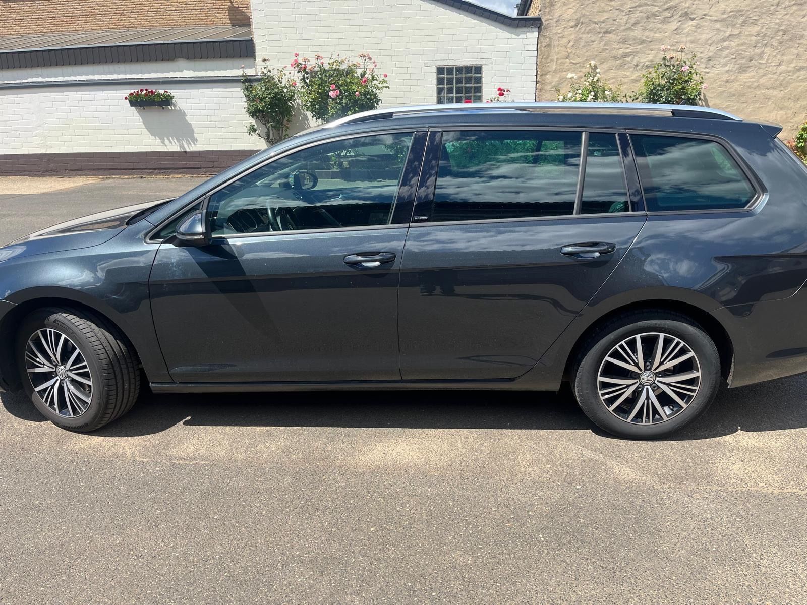 VW Golf