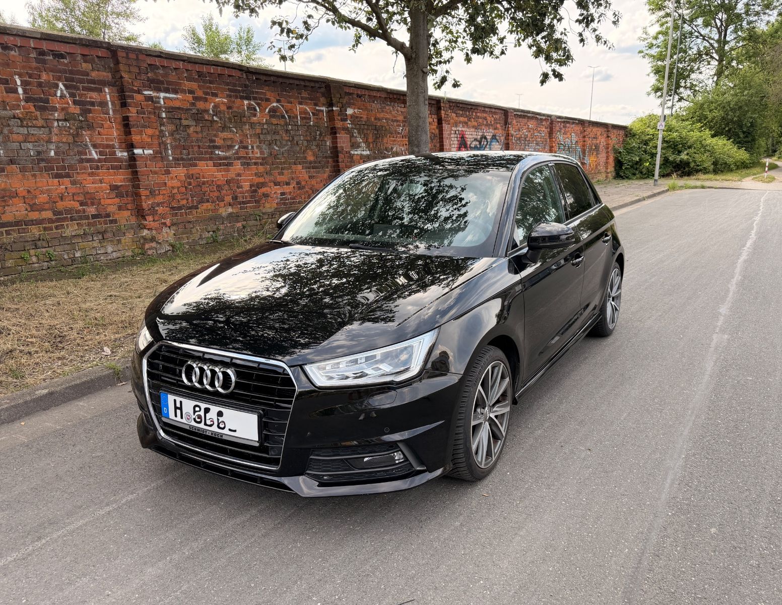 AUDI Audi A1 Sportback 1.0 TFSI S-Line xenon TÜV NEU