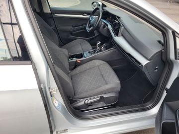 Volkswagen Golf - 6