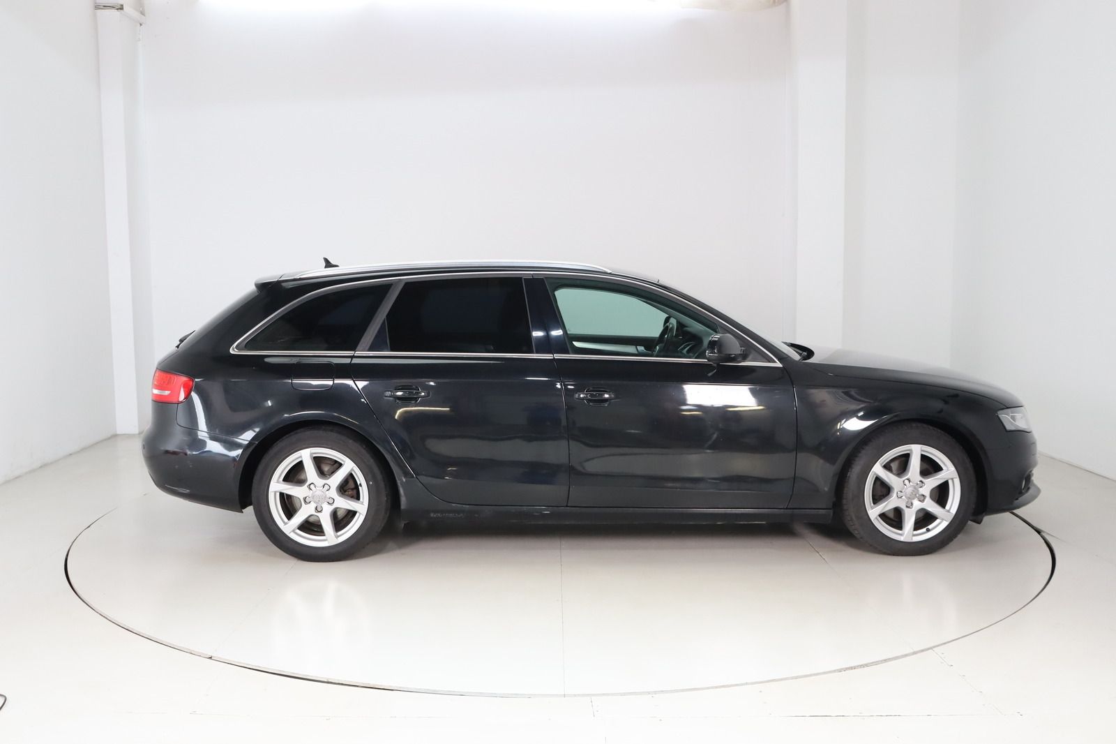 Fahrzeugabbildung Audi A4 1.8 TFSI Ambiente Avant