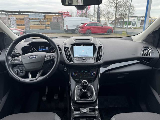 Ford Kuga 1.5 EcoBoost 2x4 Titanium Winterpaket