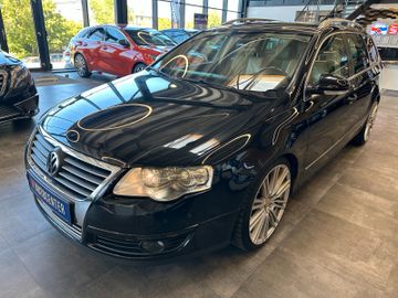 MYAUTOCENTER – Gebraucht- und Jahreswagen mit Werkstattservice in Pfaffenhofen Volkswagen Passat Variant V6 FSI *4Motion*Navi*Xenon*TÜV*