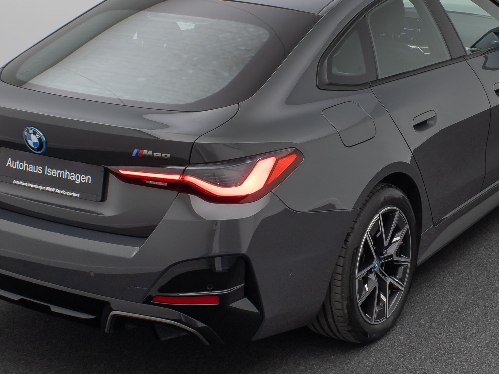 Fahrzeugabbildung BMW i4 M50 360° HUD H/K Lenkrhzg ACC Fernlichtassist