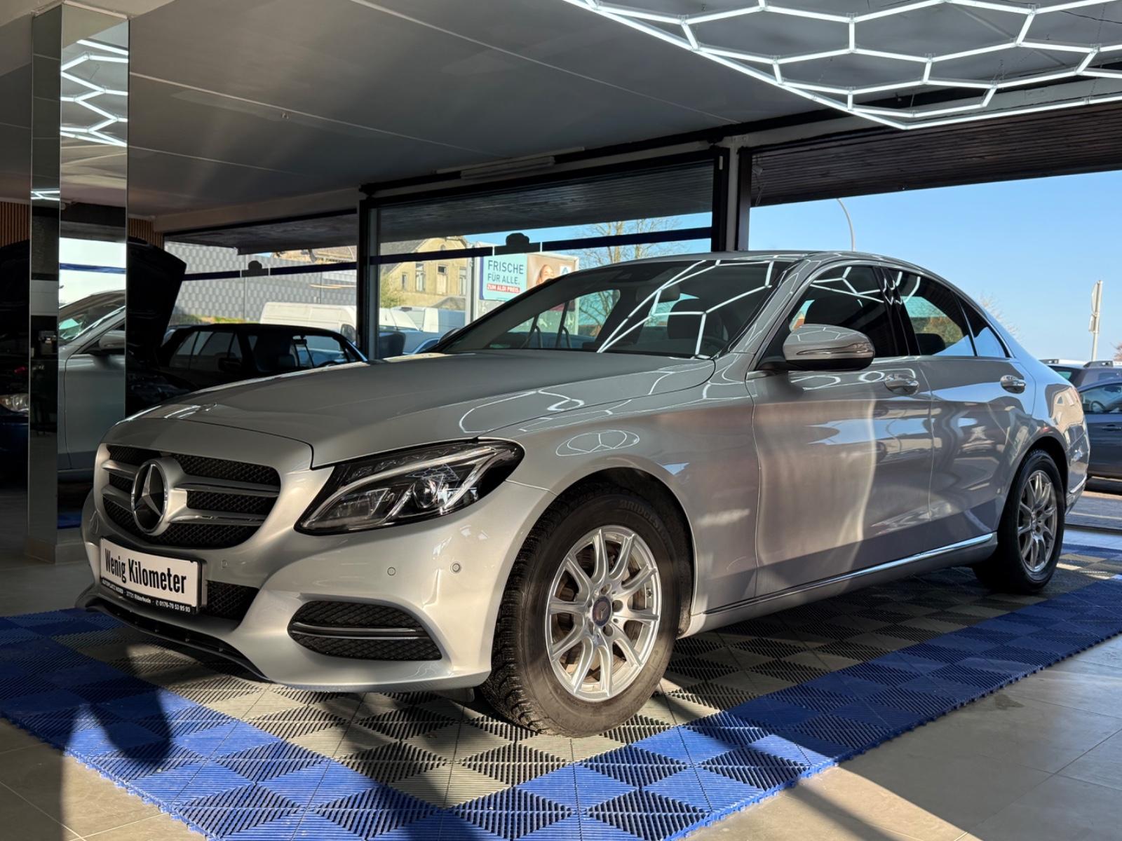 Mercedes-Benz C 180 C Limousine C 180 CGI/ wenig Km/