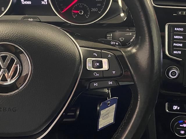 Fahrzeugabbildung Volkswagen Golf 1.4 TSI Allstar BMT AHK+SITZHEIZ+ALLWETTER+