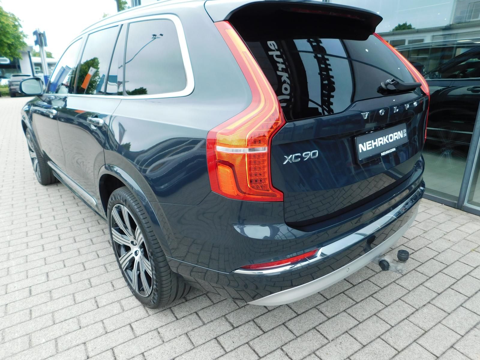 Fahrzeugabbildung Volvo XC90 T8 Inscription Edition "Bowers&Wilkins"