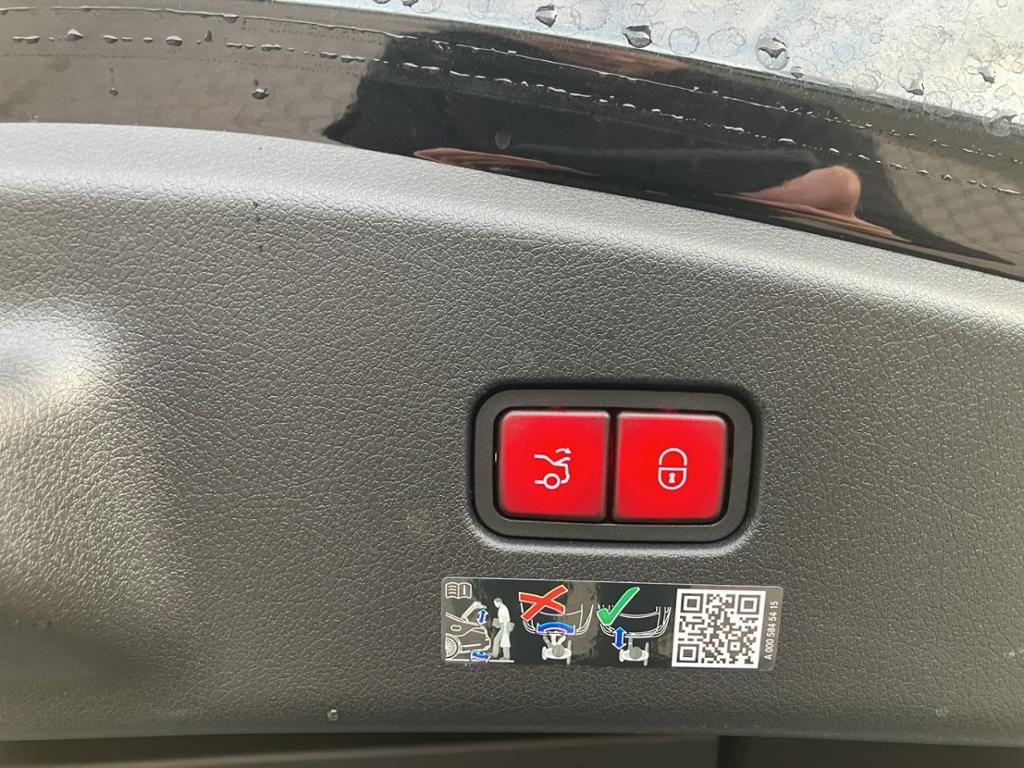 Fahrzeugabbildung Mercedes-Benz CLE 450 4M Coupé AMG*NIGHT*DISTR*DIG.-LIGHT*KEYL