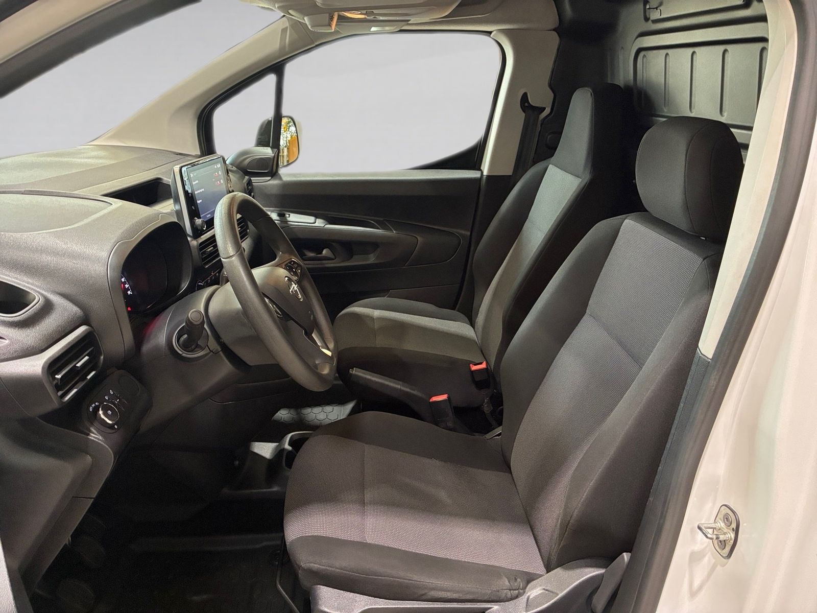 Fahrzeugabbildung Opel Combo E Cargo 1.5 D NLast XL PDC,Klima,XL