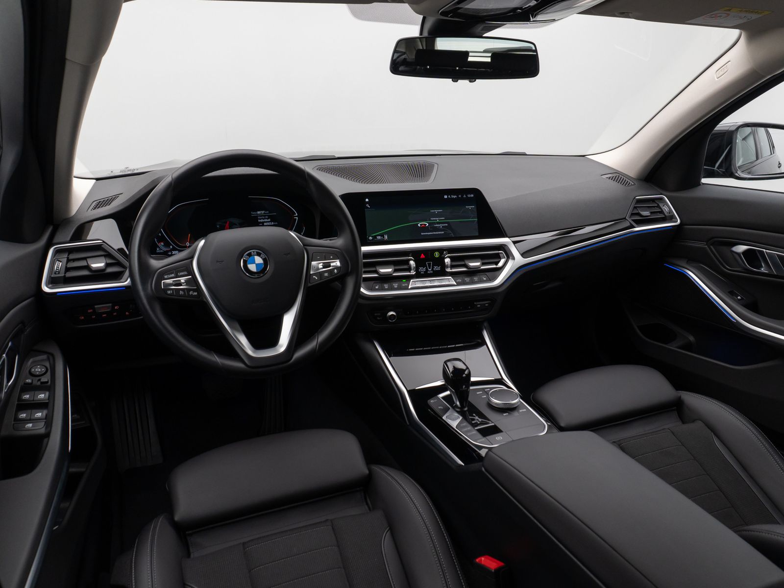 Fahrzeugabbildung BMW 320d SportLine DAB PDC Geschwindigkeitsreg Alarm