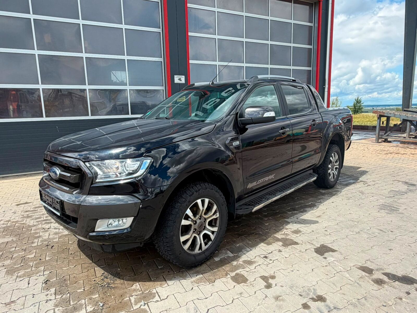 Fahrzeugabbildung Ford Wildtrak / 4x4 / 3.2l 5 Cyl Diesel