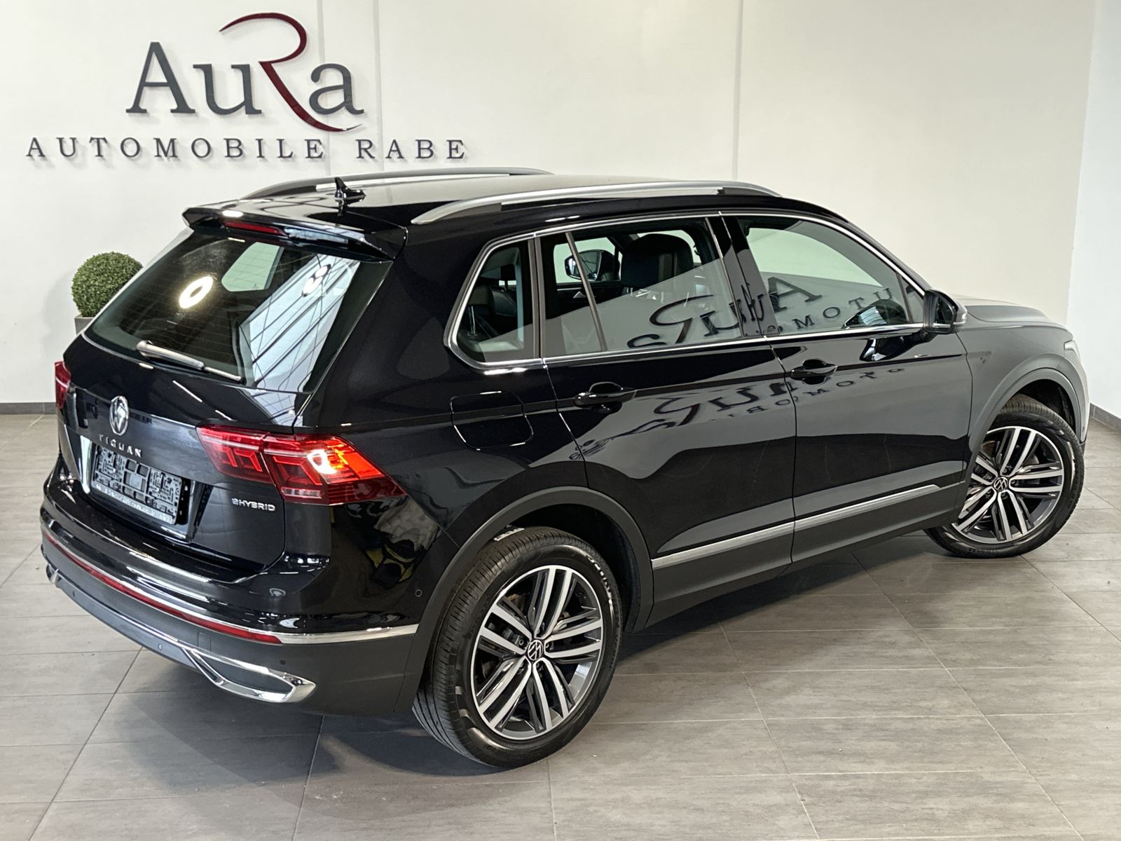 Fahrzeugabbildung Volkswagen Tiguan 1.4 eHybrid DSG Elegance NAV+LED+AHK+ACC