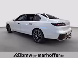 BMW 740 d xDrive MSport  Individualleder Merino - BMW 740 mit Diesel-Antrieb: Weiß