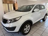 Kia Sportage Attract 2WD - Kia Sportage Gebrauchtwagen in Hamburg