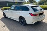 BMW 330e xDrive Touring M Sport mit 340i-Optik - BMW: Kombi, E34