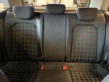 Audi A3 Sportback attraction ultra*2. Hand*Navi*Xenon