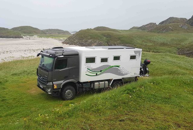 Mercedes-Benz Arocs 4x4 OFFROAD-CRUISER 545