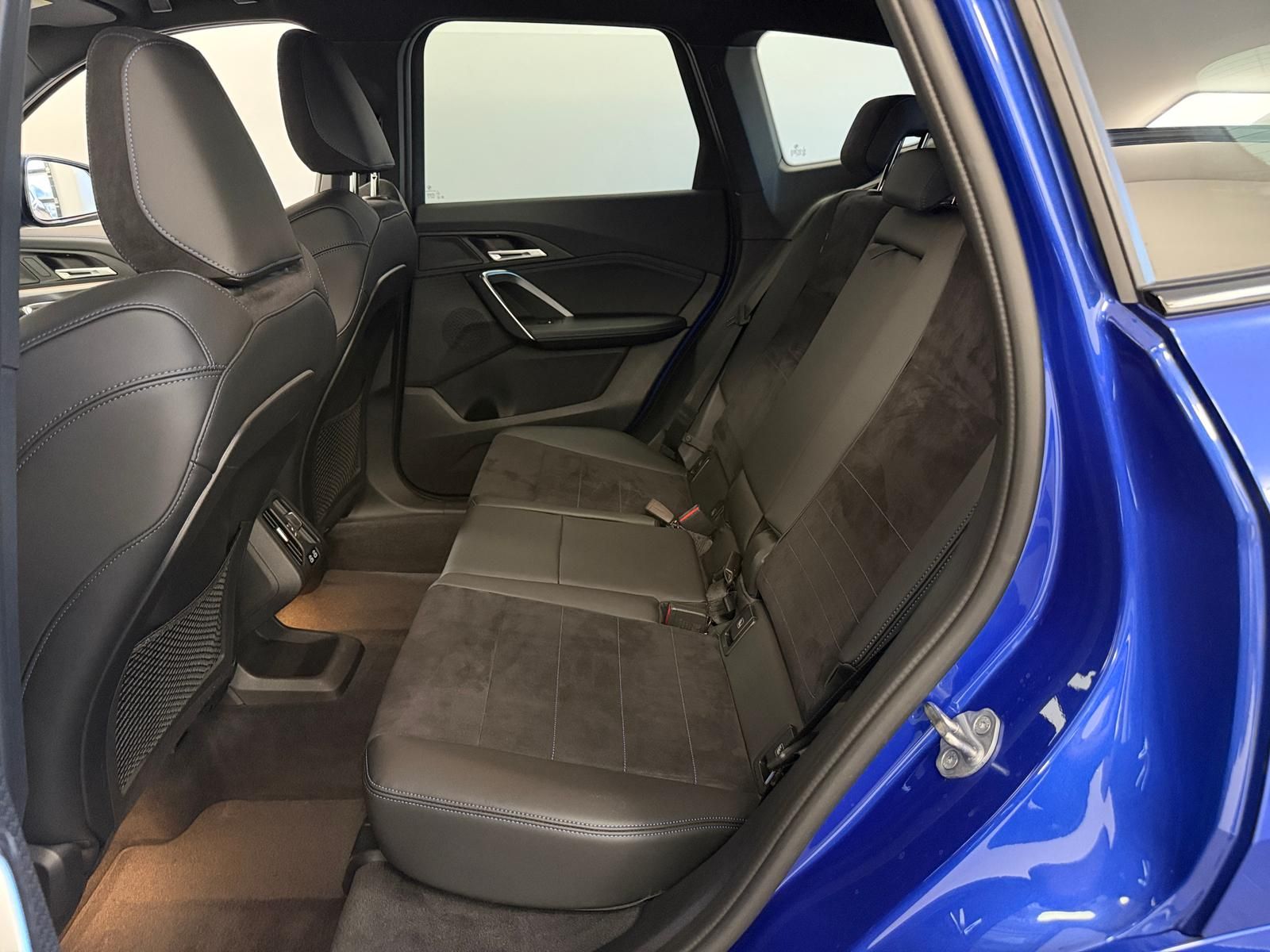 BMW X1 23 d xDrive M Sport AHK AdLED ACC HIFI Shadow foto 22