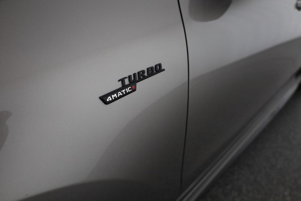 Mercedes-Benz CLA 45 AMG Shooting Brake