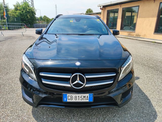 Mercedes-Benz Mercedes-benz GLA 250 GLA 250 4Matic Premium - P