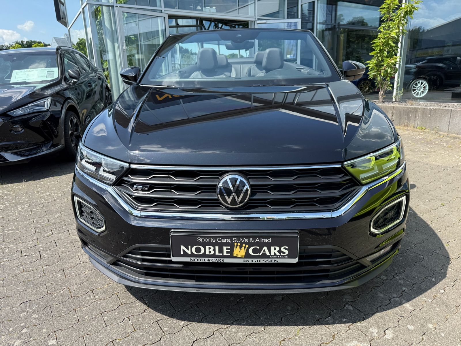 Fahrzeugabbildung Volkswagen T-Roc Cabriolet R-Line AHK LED NAVI ALU