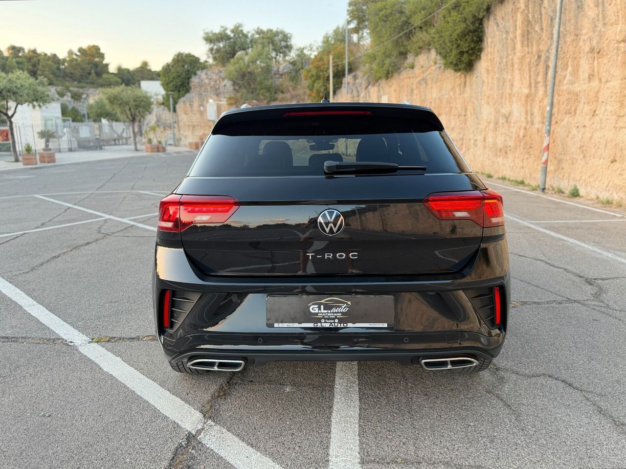 Other Volkswagen T-Roc R-LINE/2.0 150 CV/18"/FULL LED/ imagem 3