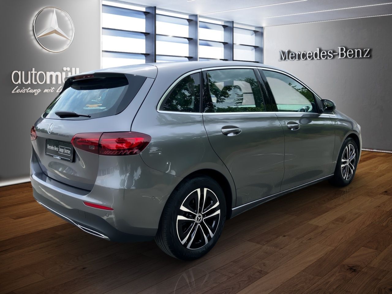 Fahrzeugabbildung Mercedes-Benz B 200 PROGRESSIVE+AHK+LENKRADHEIZ+KLIMAAUTOM+LED