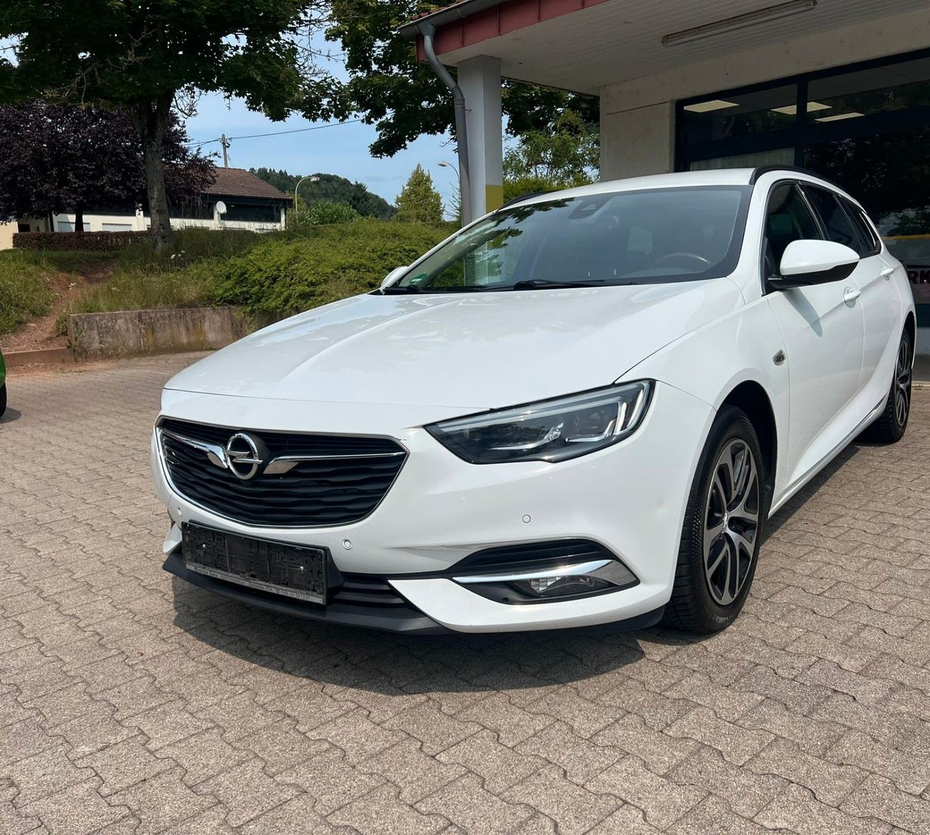 Opel Insignia B Sports Tourer Business Edition Aut.