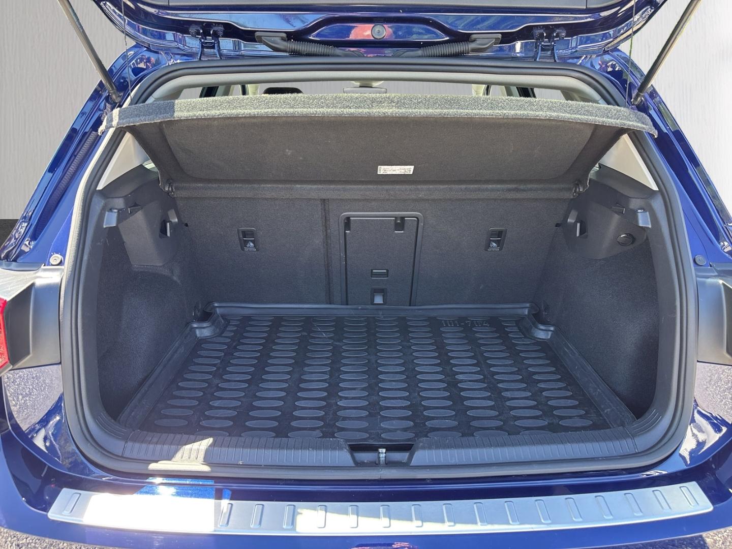 Volkswagen Golf VIII United 1,5 TSI SHZ PDC LMF 8-fach Appl, миниатюра 12