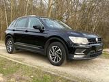 Volkswagen Tiguan Sound 2.0 TDI Automatik Tüv=09/27! 2.Hand - Volkswagen: Sound