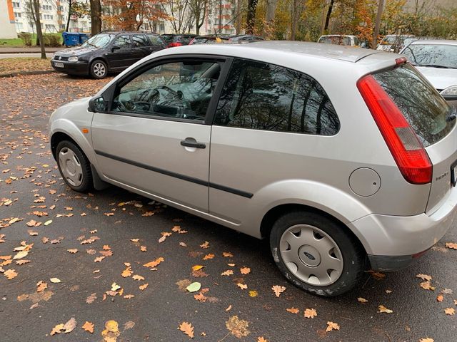 Ford Fiesta AUTOMATIK *MIT TÜV* Top Zustand