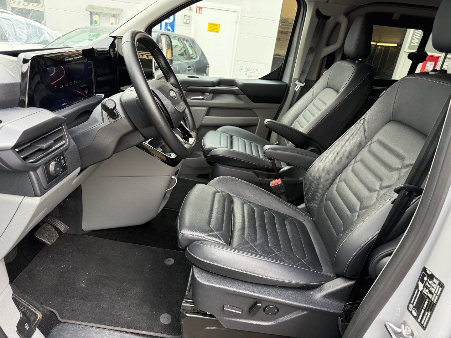 Ford Tourneo Custom Bus 320 L1 Titanium X FWD*AHK foto 9