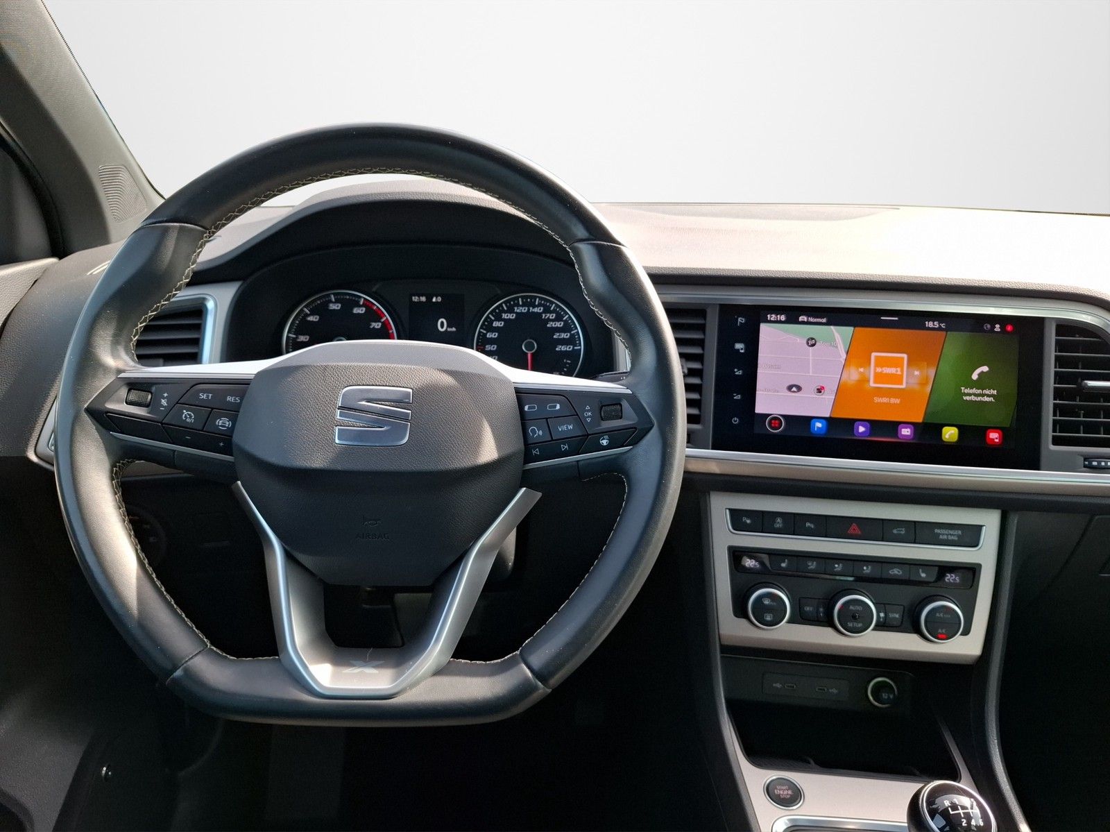 SEAT Ateca 1.5 TSI ACT Xperience KLIMA / AHK / NAVI / - Image 11