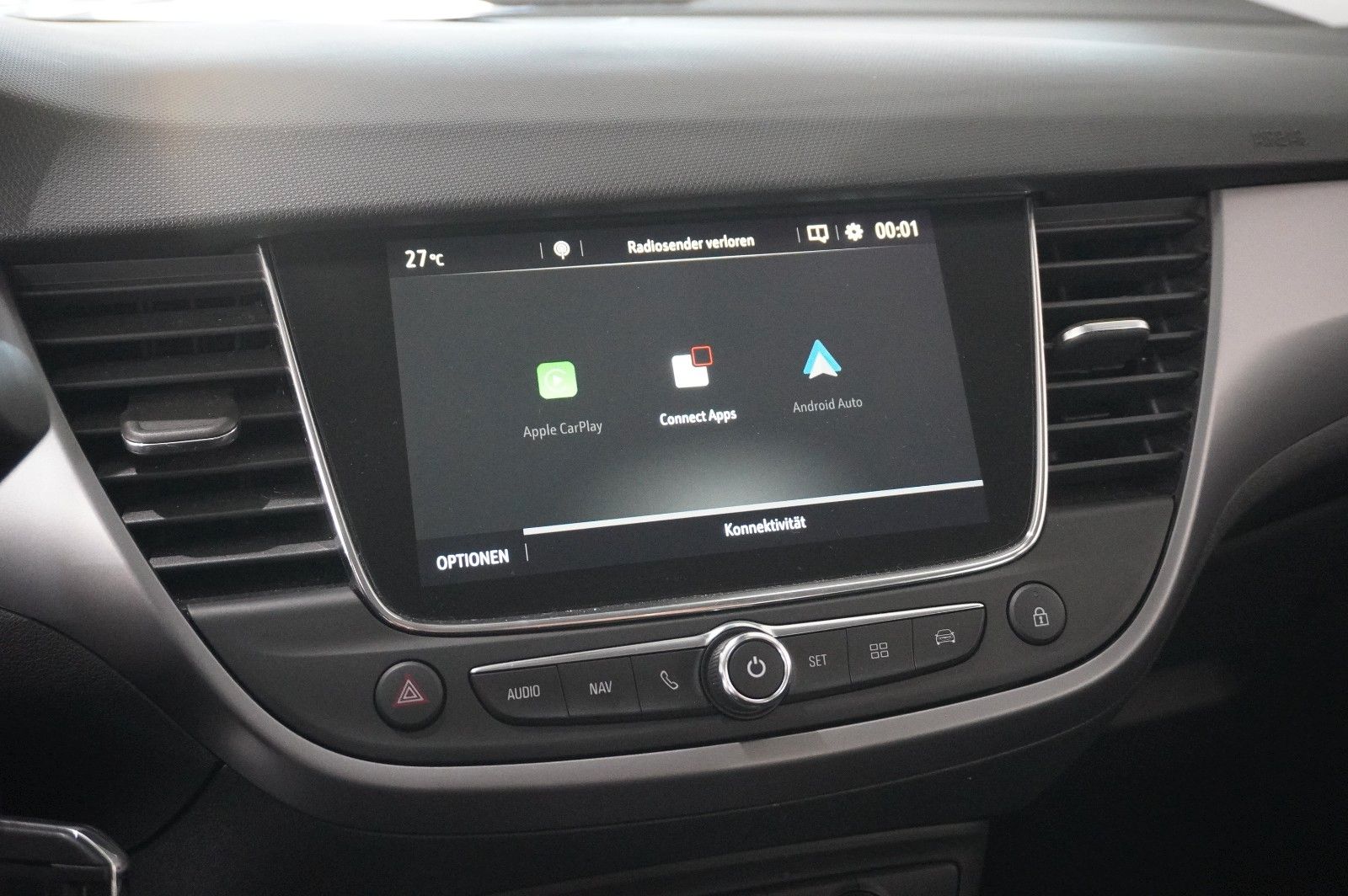 Fahrzeugabbildung Opel Crossland (X) 1.5D EDITION NAVI/LED/KAMERA/DAB+