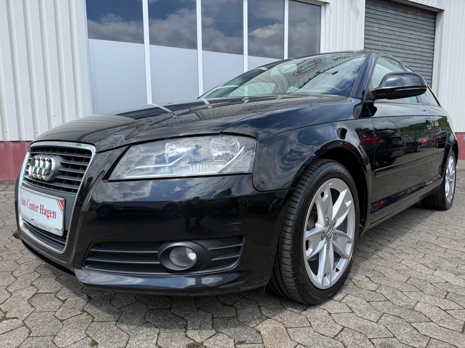 Audi A3 1.6TDI 77kW 105PS Ambition/SHZ/PDC/AHK/1.Hand