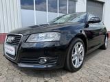 Audi A3 1.6TDI 77kW 105PS Ambition/SHZ/PDC/AHK/1.Hand - Audi A3 aus 2010 mit Diesel-Antrieb