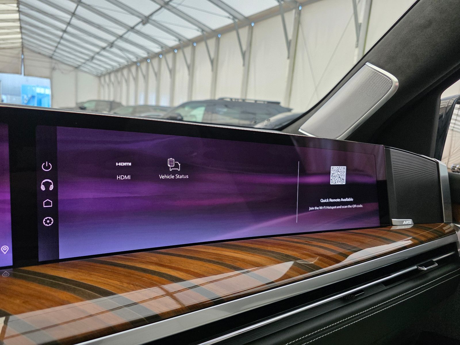 Fahrzeugabbildung Cadillac Escalade Sport Platinum T1: 129.000 EUR, Stock !