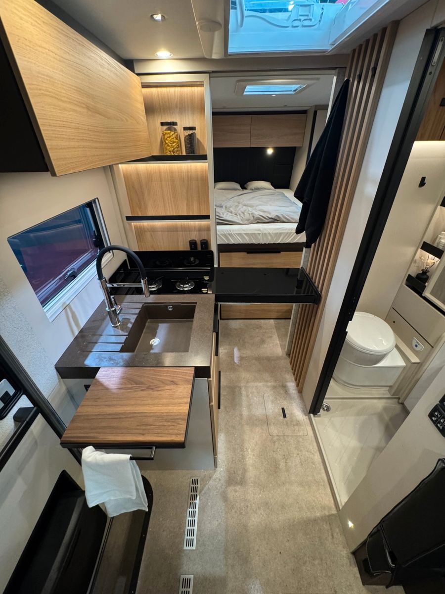 Fahrzeugabbildung Bürstner Signature SFT 7.5 NEUHEIT MODELL 2026!