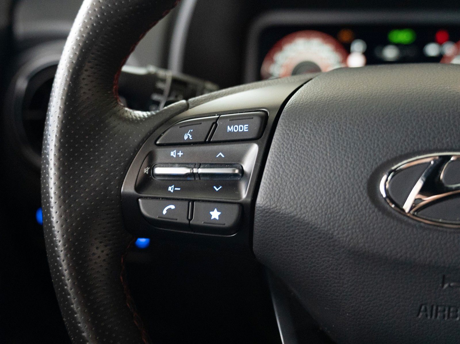 Fahrzeugabbildung Hyundai Kona N Line 2WD AUTOM./SITZHZG./KAMERA/KRELL