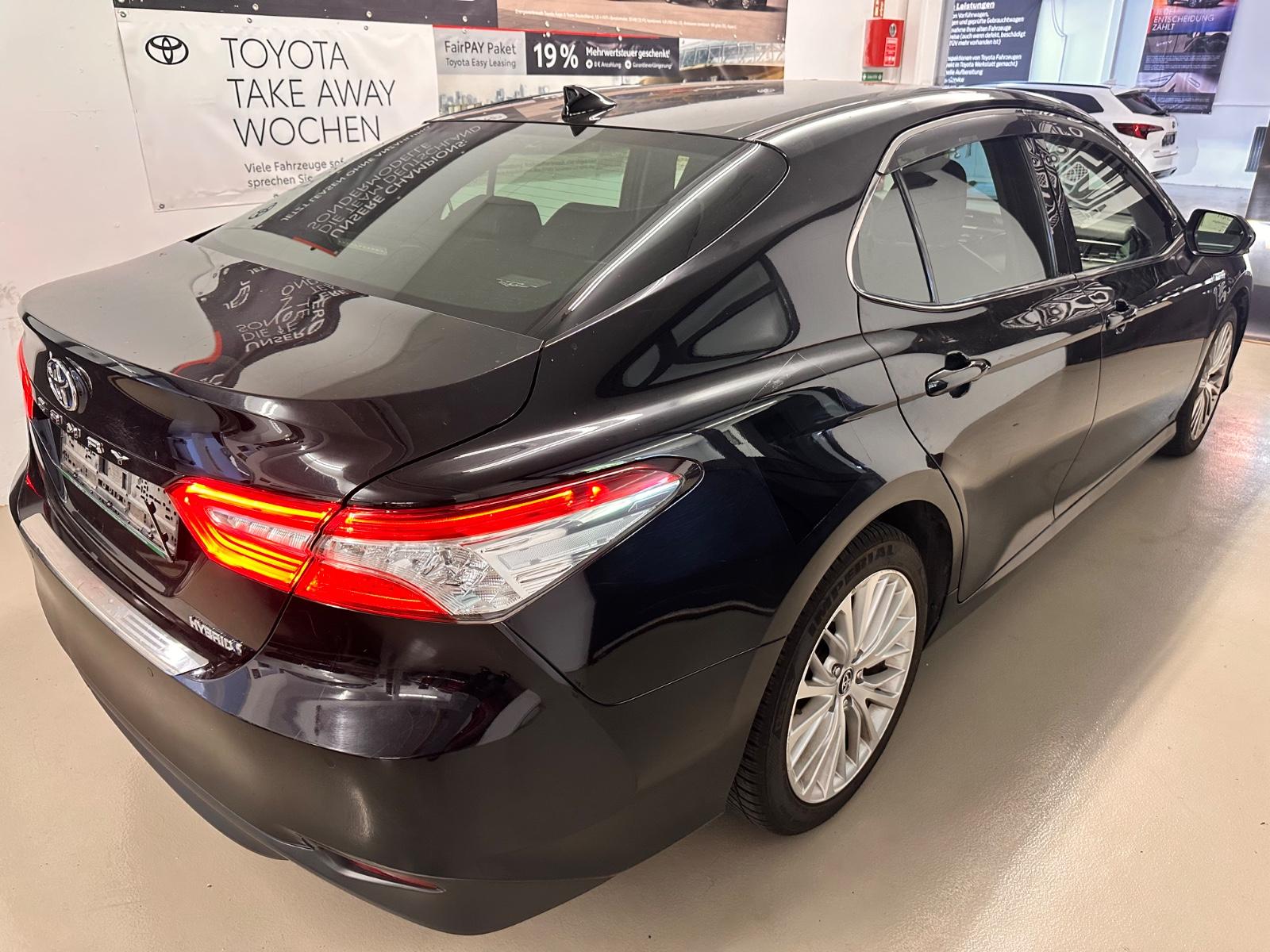 Toyota Camry Hybrid Executive