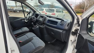 Opel Vivaro - 12