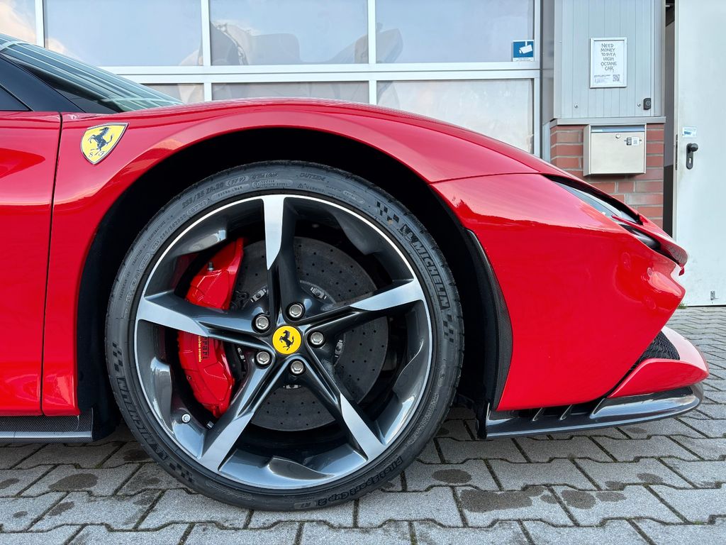 Image of Ferrari SF90