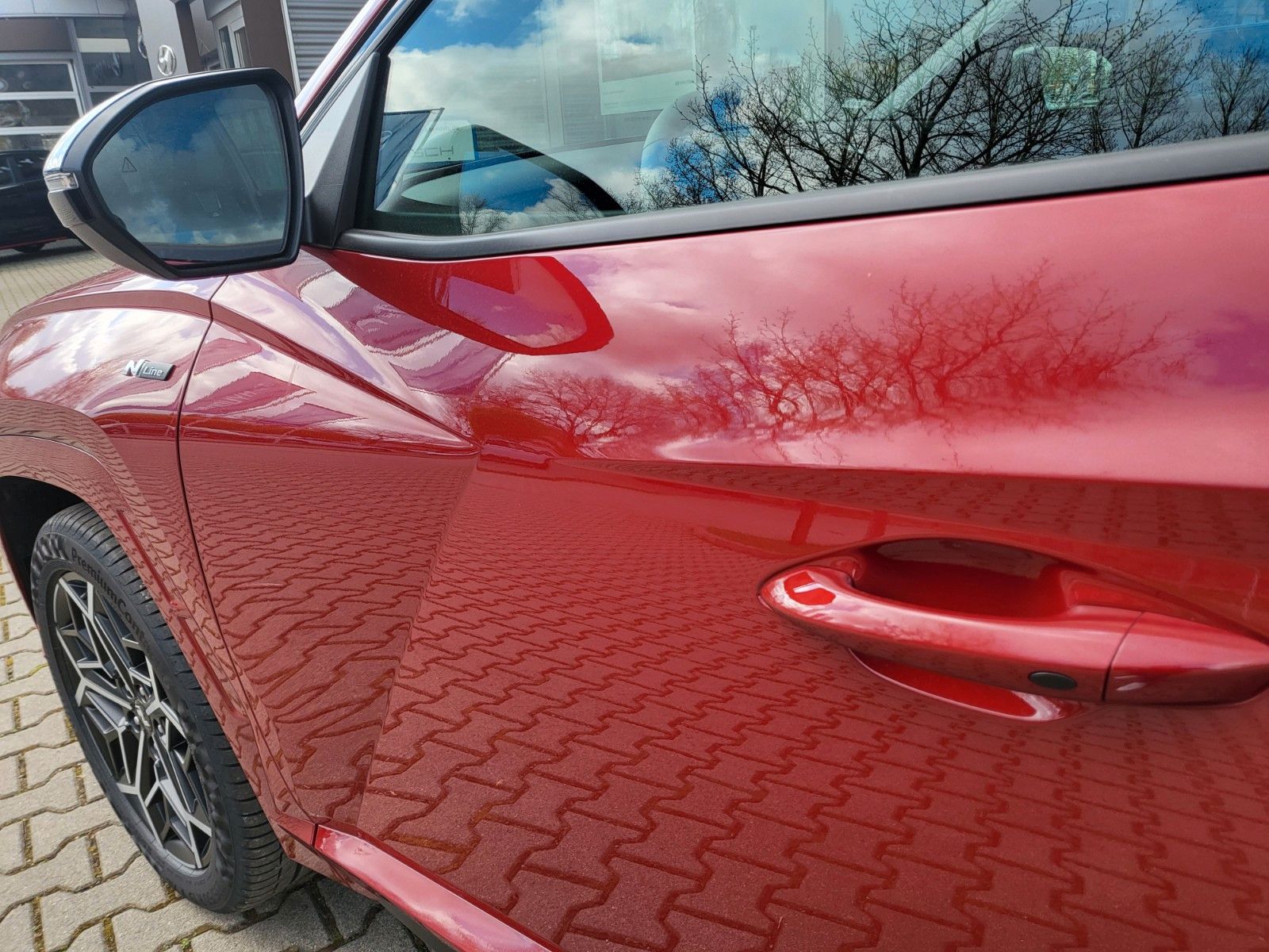Fahrzeugabbildung Hyundai TUCSON 1.6 T-GDi 180PS DCT 48V 4WD N-LINE PANO
