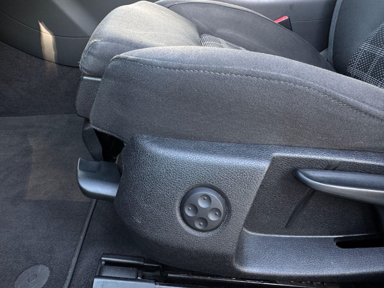 Fahrzeugabbildung Audi A4 Avant Ambition quattro*8Fach Alu*LED*Xenon