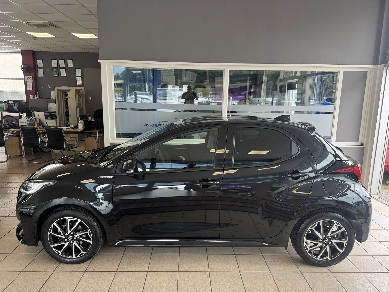 Toyota Yaris - 1