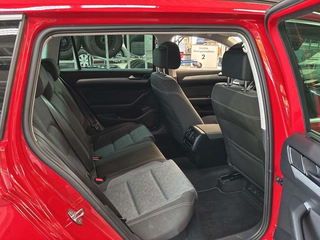 Volkswagen Passat - Bild 8