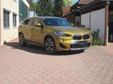 BMW X2 sDrive20i M-Paket 20" DAB LED PANO Harman  - BMW: Firmenfahrzeug