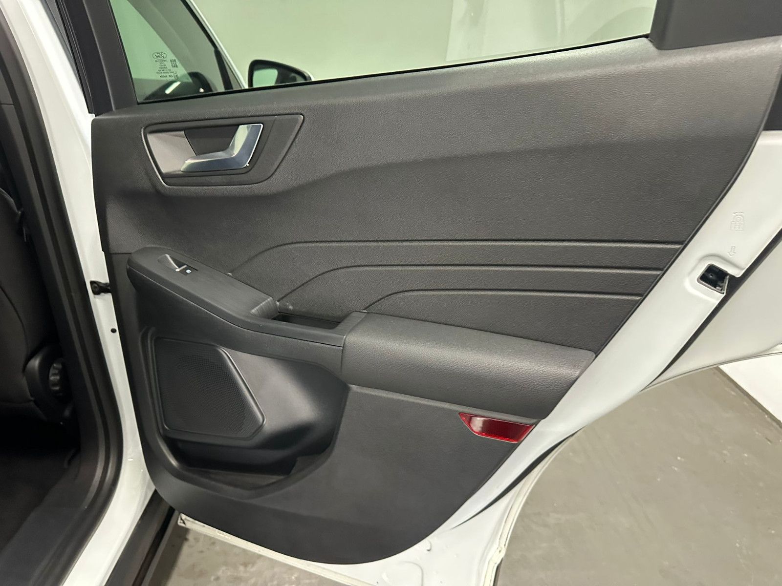 Fahrzeugabbildung Ford Kuga 2.0 4 x 4 EcoBlue Titanium AHK*WINTER-PA