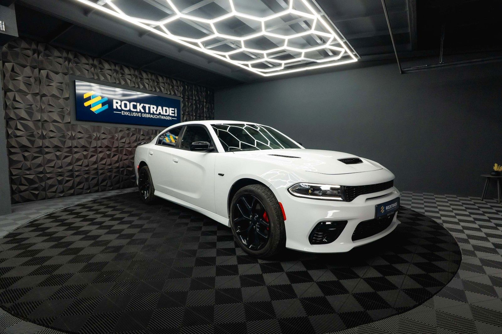 Fahrzeugabbildung Dodge Charger 3.6 4x4 SRT Styling *Kamera*LED*20 Zoll*