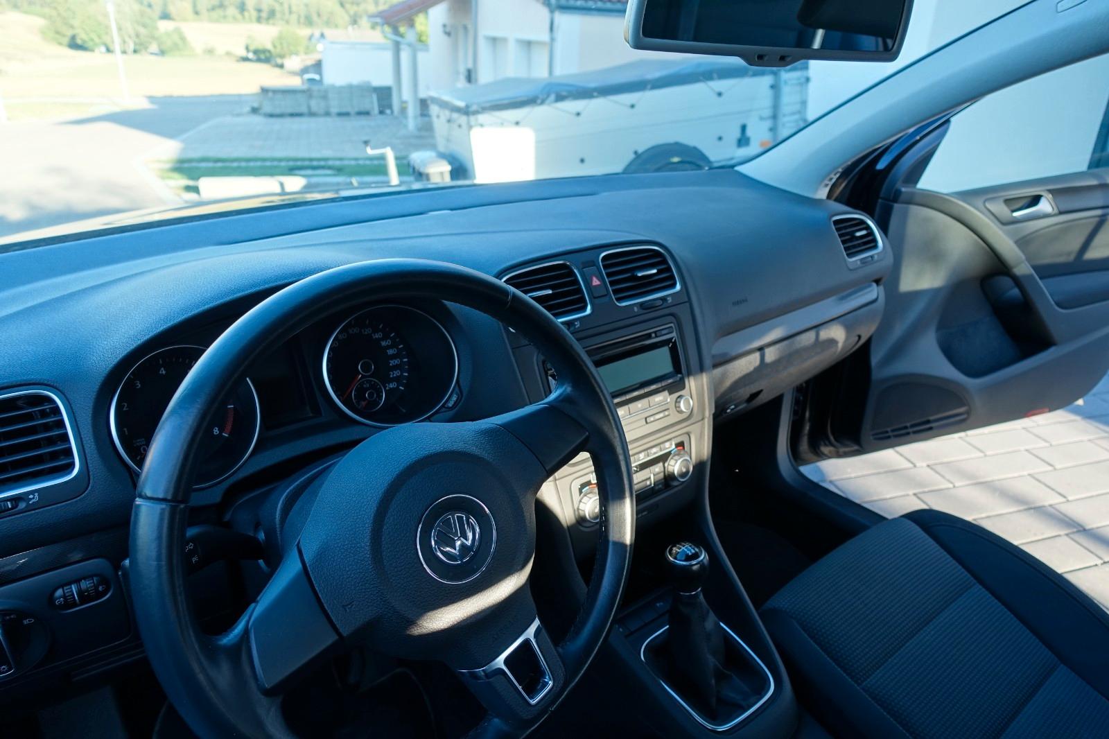 Volkswagen Golf 2009 — photo 13